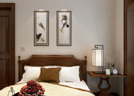Schlafzimmer-hellgraue zeitgenössische Wandverkleidungen, Haus, das Tapete verziert